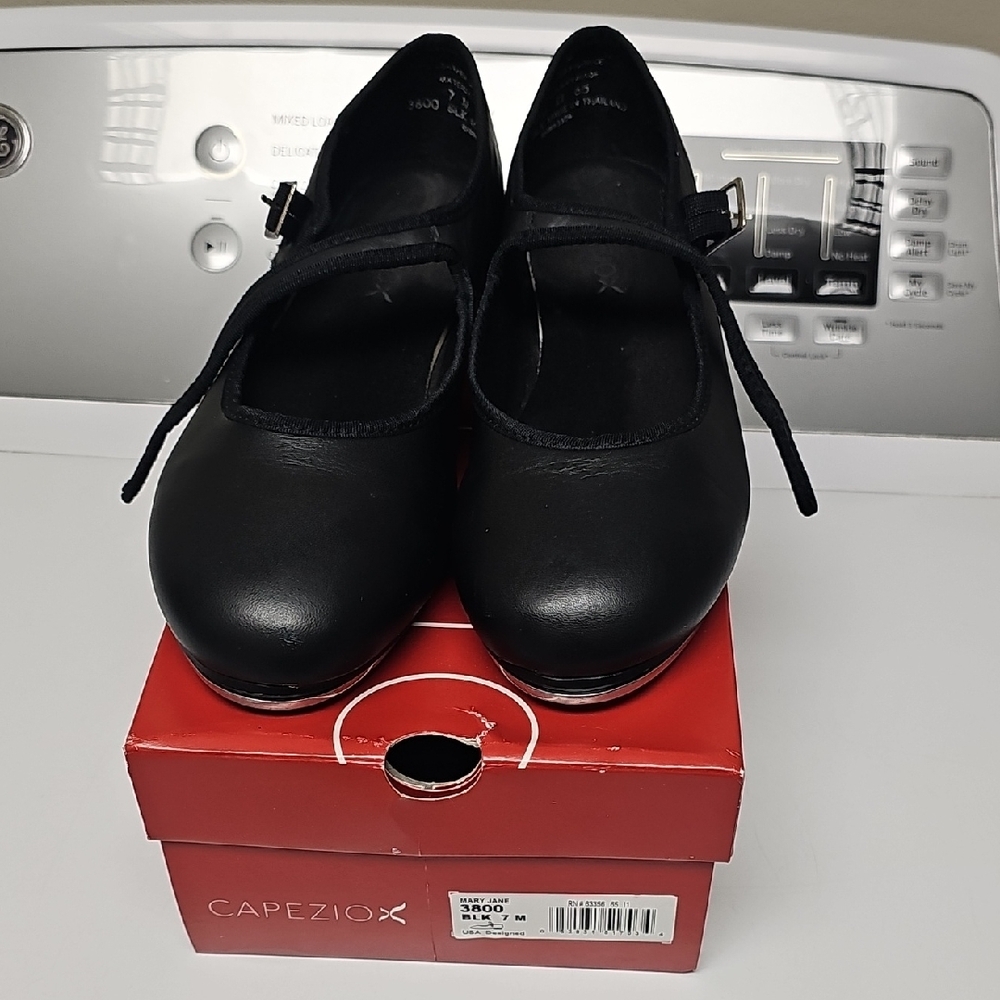 Capezio Tap shoes Black Mary Jane Dance Shoes